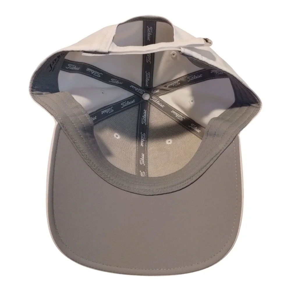 Titleist Logo White Adjustable Strapback‎ Golf Hat Cap White Outdoor Performance